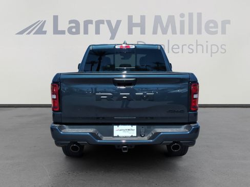 New 2026 RAM 1500 Express AWD/4WD image 4