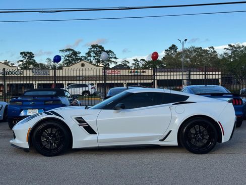 Used 2018 Chevrolet Corvette Grand Sport image 10