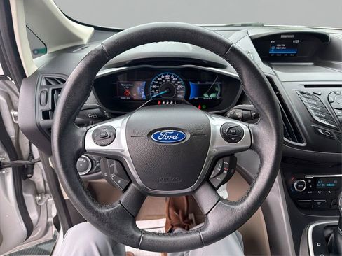 Used 2015 Ford C-MAX SE image 19
