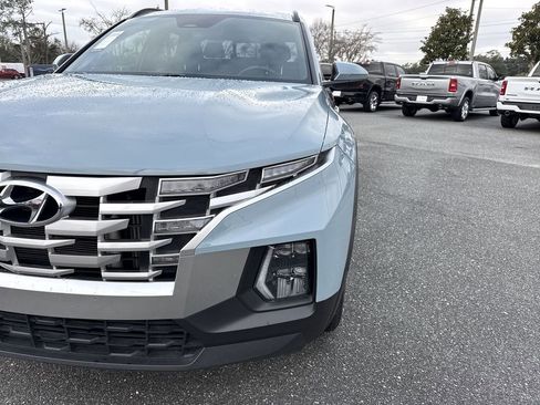 Used 2022 Hyundai Santa Cruz SEL Premium image 9