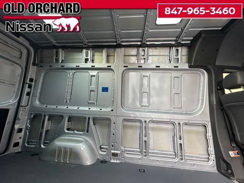 Used 2023 Mercedes-Benz Sprinter 2500 image 14