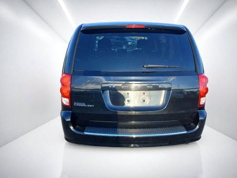 Used 2016 Dodge Grand Caravan SE w/ Quick Order Package 29E SE FWD image 6