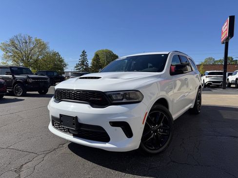 Used 2024 Dodge Durango R/T AWD/4WD image 2