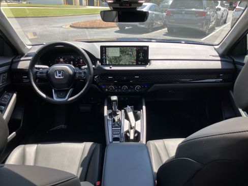Used 2025 Honda Accord Touring image 35