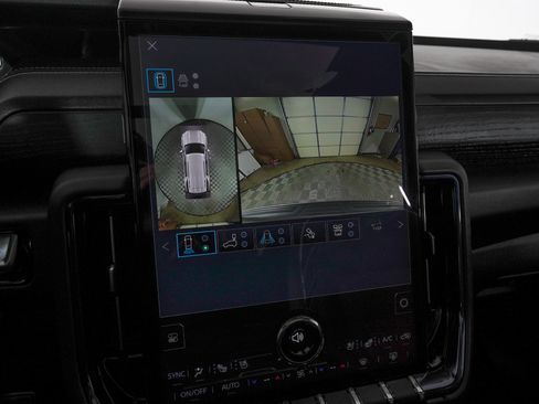 Used 2026 GMC Yukon AT4 Ultimate image 28