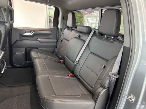 Used 2025 GMC Sierra 1500 Denali AWD/4WD image 41