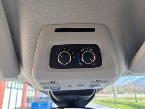 New 2026 Ford Transit 350 148 Medium Roof Wagon AWD image 37