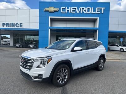 Used 2022 GMC Terrain SLT w/ Infotainment Package II