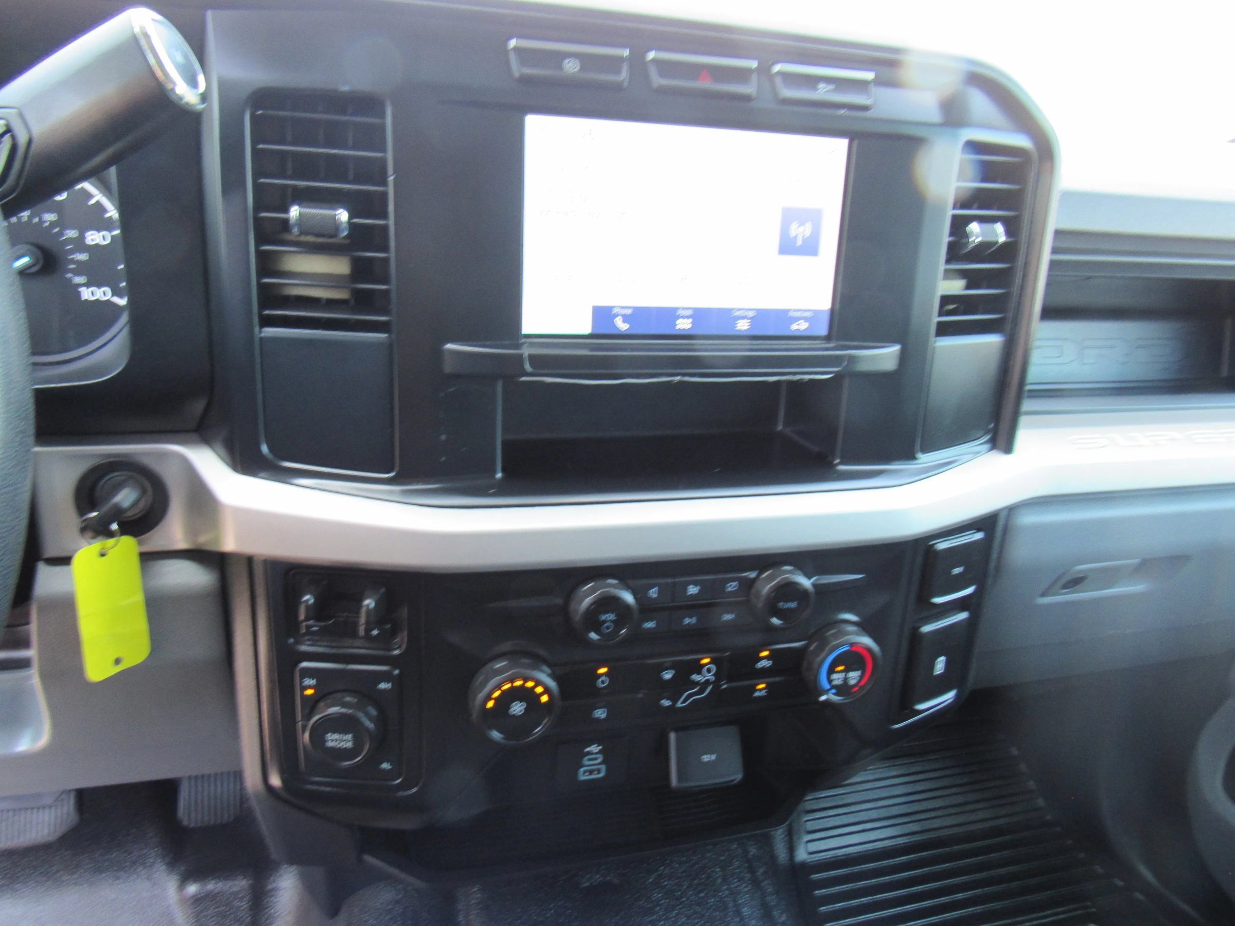 Used 2024 Ford F350 XL w/ XL Driver Assist Package AWD/4WD image 13