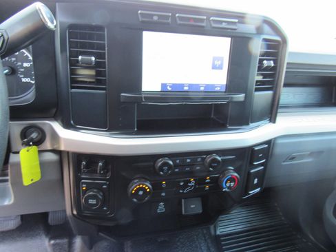 Used 2024 Ford F350 XL w/ XL Driver Assist Package AWD/4WD image 13