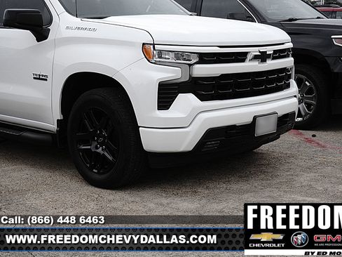 Used 2024 Chevrolet Silverado 1500 RST RWD image 2
