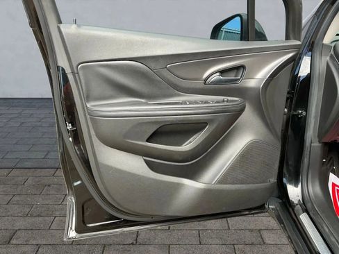 Used 2019 Buick Encore Essence image 10