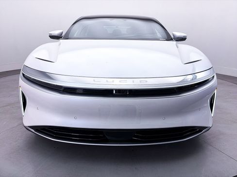 Used 2023 Lucid Air Touring AWD/4WD image 12