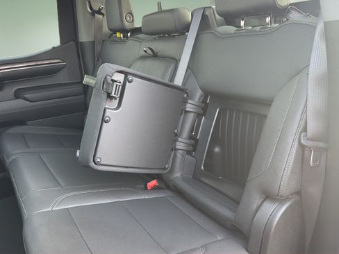 Used 2024 Chevrolet Silverado 1500 LTZ AWD/4WD image 18