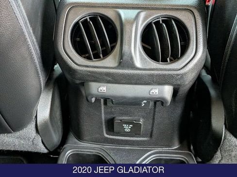 Used 2020 Jeep Gladiator Overland AWD/4WD image 15