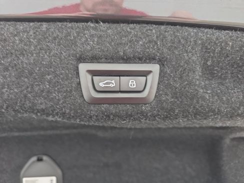 Used 2024 BMW 540i xDrive w/ Convenience Package AWD/4WD image 31