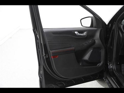 Certified 2023 Ford Escape ST-Line w/ Tech Pack #1 image 4