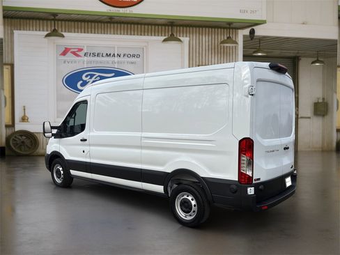 New 2025 Ford Transit 250 148 Medium Roof image 29