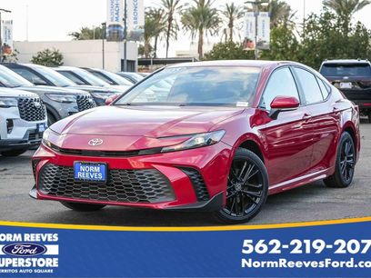Used 2025 Toyota Camry SE w/ Convenience Package