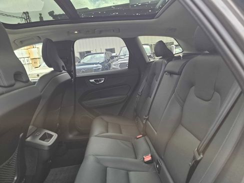 Certified 2025 Volvo XC60 B5 Plus AWD/4WD image 20