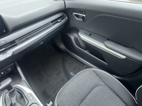 New 2025 Kia K4 GT-Line image 11