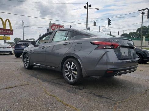 New 2025 Nissan Versa SV w/ Trunk Package image 4