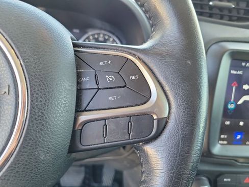 Used 2021 Jeep Renegade Limited AWD/4WD image 26