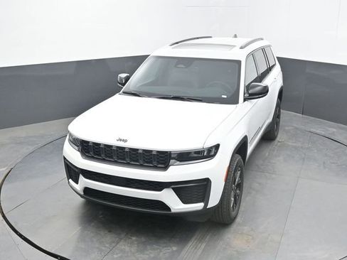 New 2026 Jeep Grand Cherokee L 4WD image 47
