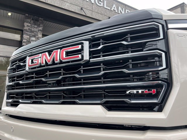 Used 2026 GMC Sierra 2500 AT4 w/ AT4 Premium Plus Package AWD/4WD image 19