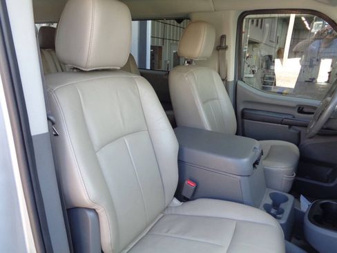 Used 2019 Nissan NV 3500 SL RWD image 34