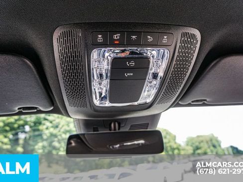 Used 2025 Mercedes-Benz GLA 250 image 32