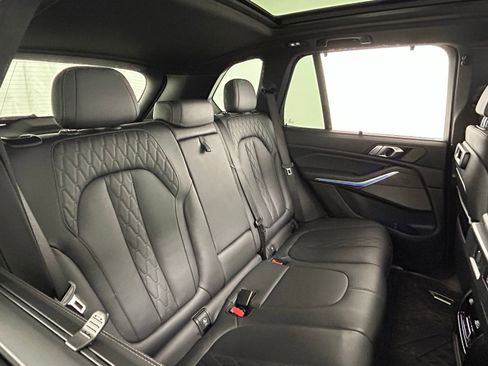 Used 2022 BMW X5 M50i w/ Executive Package image 42
