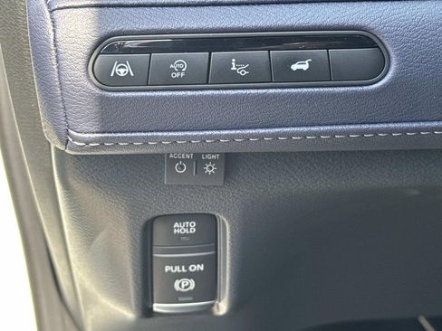 Used 2026 INFINITI QX80 4WD image 21