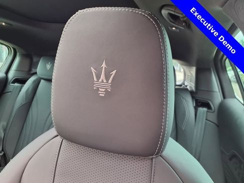 New 2025 Maserati Grecale GT image 17