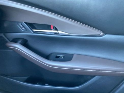 Used 2022 MAZDA CX-30 AWD 2.5 S w/ Premium Package image 33