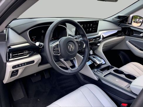 Used 2026 Acura MDX FWD w/ Technology Package image 18