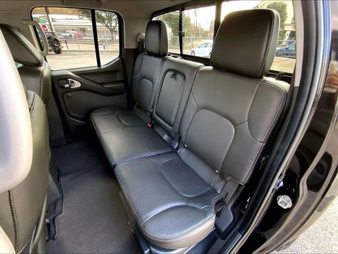 Used 2018 Nissan Frontier PRO-4X w/ Pro-4x Luxury Package image 21