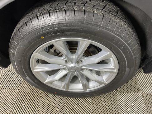 Used 2024 Honda CR-V EX image 10