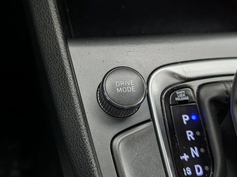Certified 2022 Hyundai Kona SEL FWD image 28