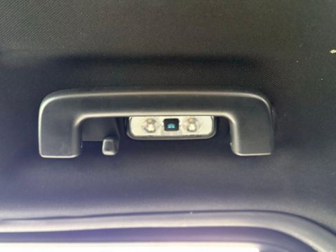 Used 2021 Ford Expedition Limited image 45