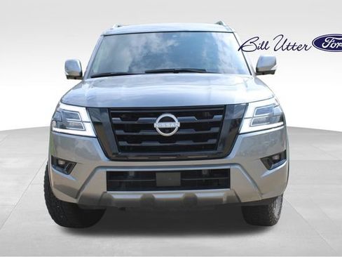 Used 2024 Nissan Armada SL AWD/4WD image 2