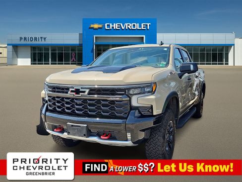 Used 2022 Chevrolet Silverado 1500 ZR2 w/ Technology Package AWD/4WD image 1