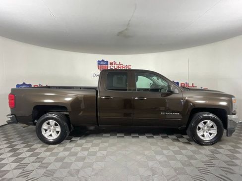 Used 2018 Chevrolet Silverado 1500 LT RWD image 2