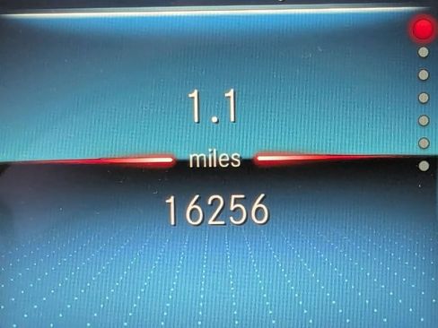 Certified 2022 Mercedes-Benz E 350 4MATIC Sedan image 5