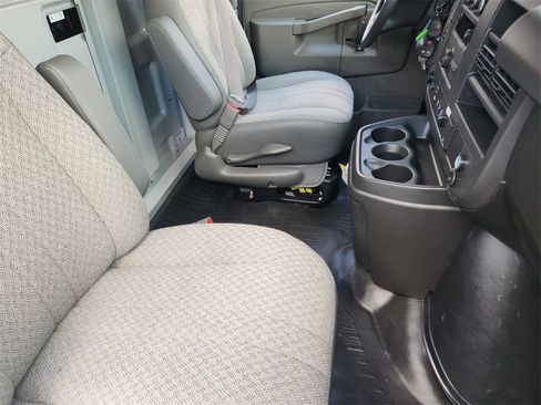 New 2025 Chevrolet Express 3500 w/ Power Convenience Package image 12