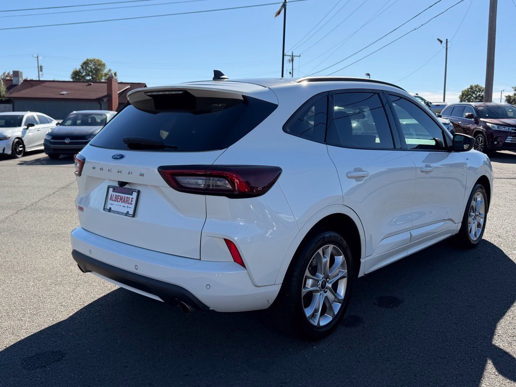 Used 2023 Ford Escape ST-Line w/ Tech Pack #1 FWD image 3