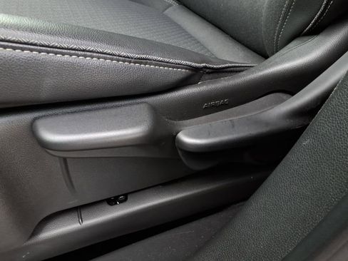 Certified 2025 Buick Encore GX Preferred image 26