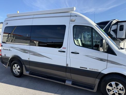 Used 2008 Dodge Sprinter 2500 w/ Trailer Tow Group image 14