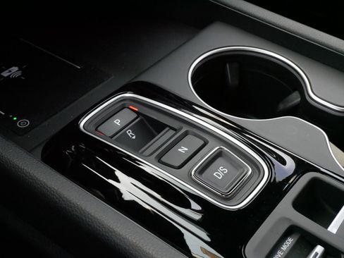 Certified 2026 Honda Pilot Black Edition image 24