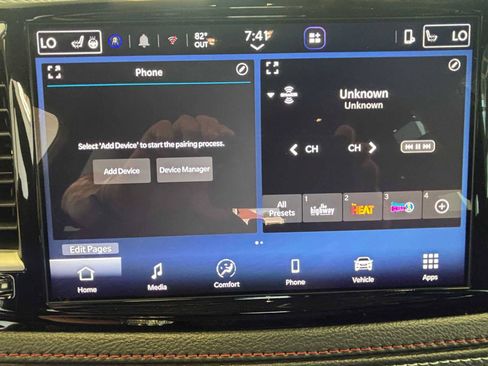 New 2027 Chrysler Pacifica Select FWD image 25